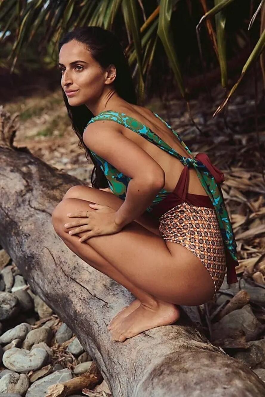 New Anthropologie Women’s Green Floral & Brown Pattern One-Piece Swimsuit - Picture 1 of 5